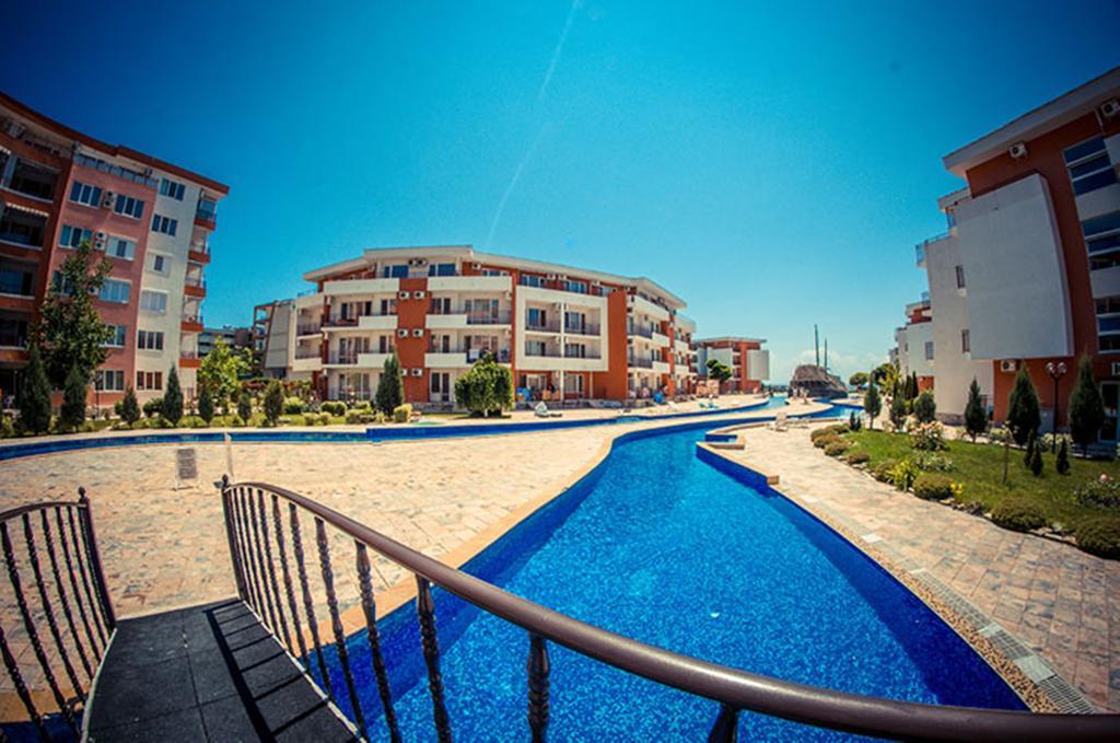 Privilege Fort Beach - Menada Apartments Elenite Dış mekan fotoğraf