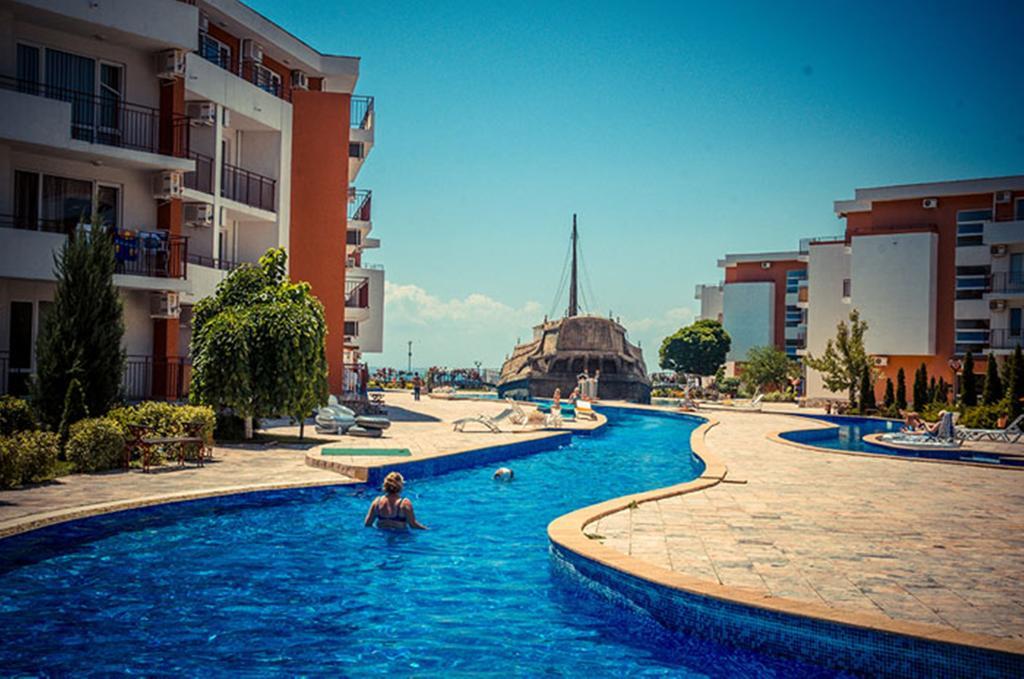 Privilege Fort Beach - Menada Apartments Elenite Dış mekan fotoğraf