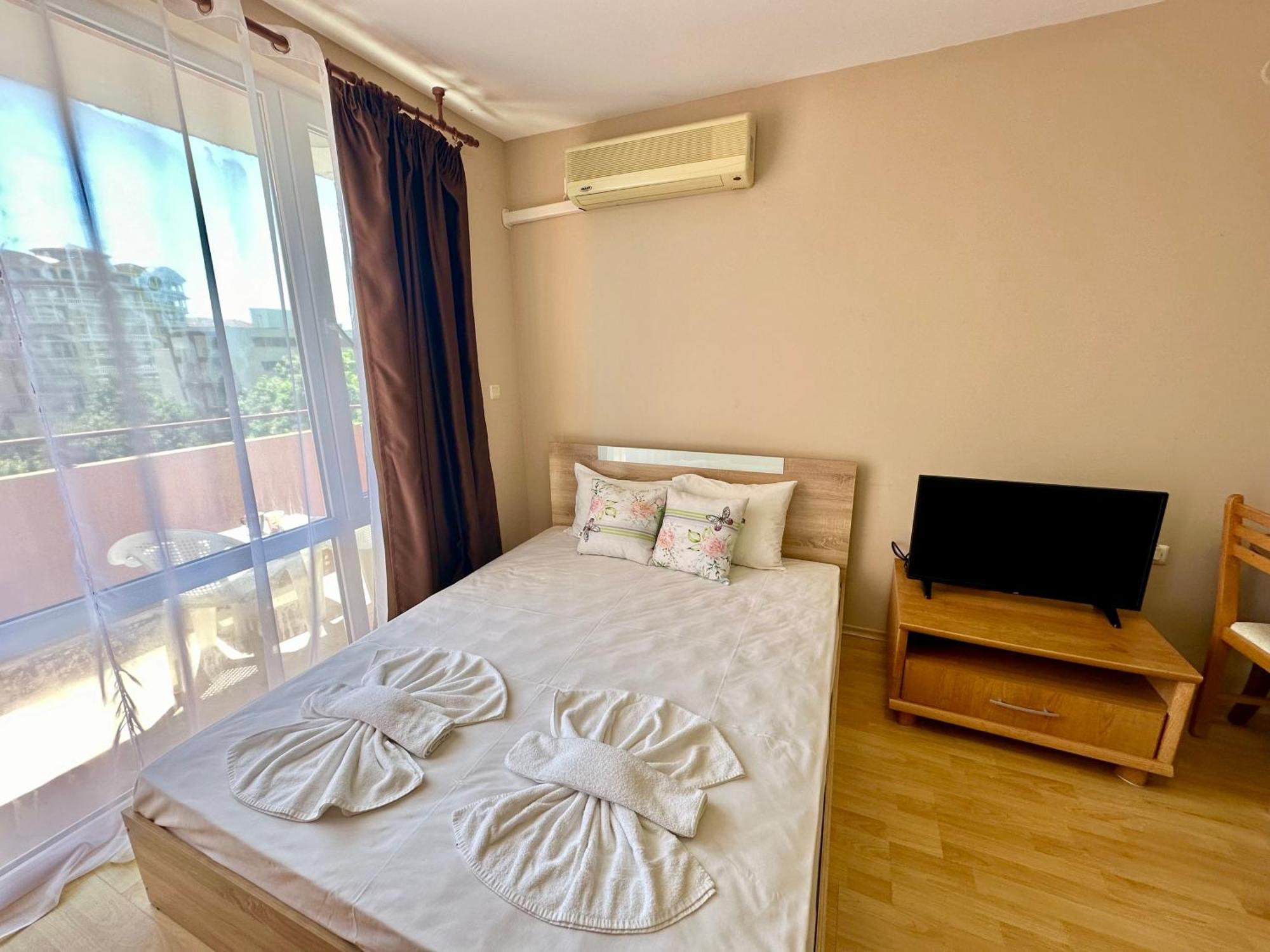 Privilege Fort Beach - Menada Apartments Elenite Dış mekan fotoğraf