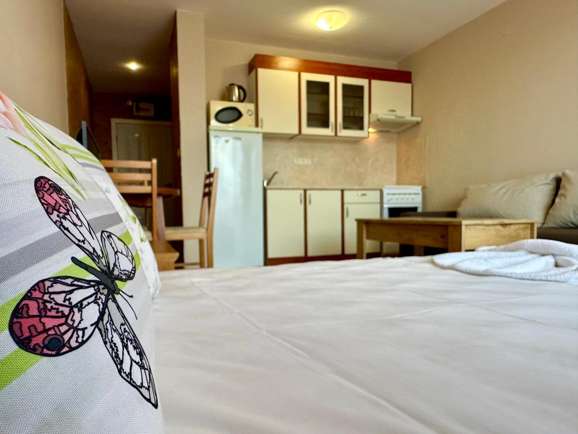 Privilege Fort Beach - Menada Apartments Elenite Dış mekan fotoğraf