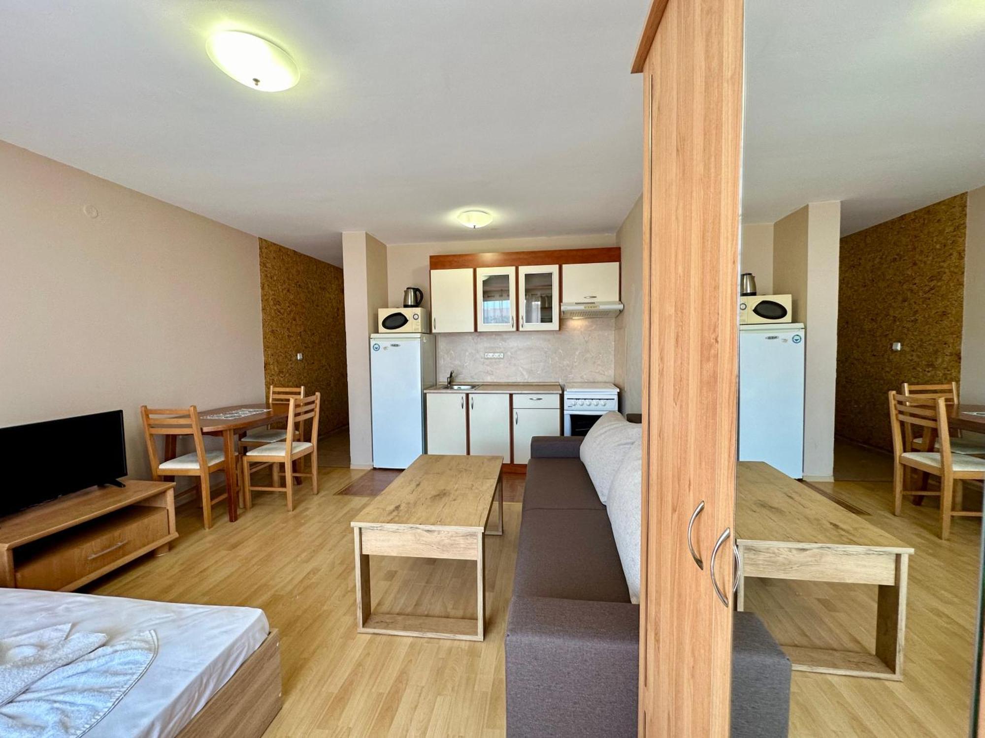 Privilege Fort Beach - Menada Apartments Elenite Dış mekan fotoğraf
