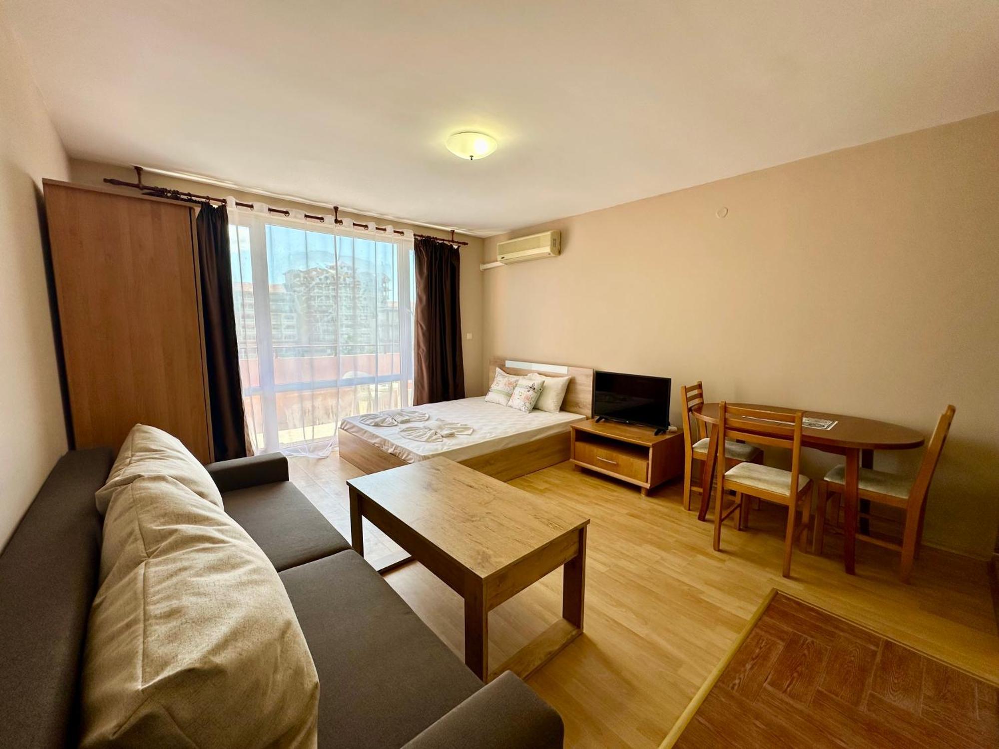 Privilege Fort Beach - Menada Apartments Elenite Dış mekan fotoğraf